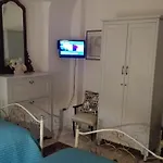 Longo De Bellis Bed & Breakfast