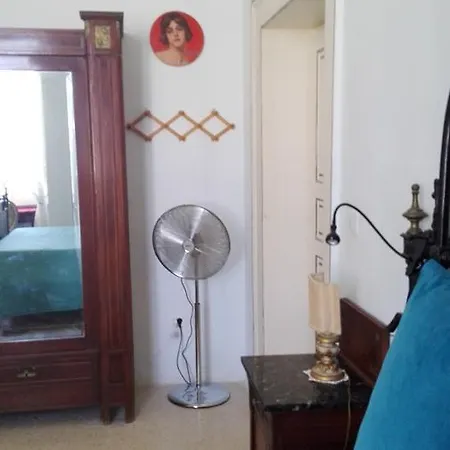 Longo De Bellis 4* Бари