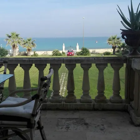 Couette-café Longo De Bellis 4*