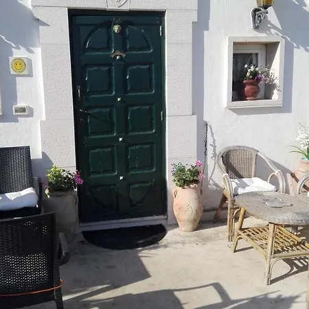 Couette-café Longo De Bellis 4*