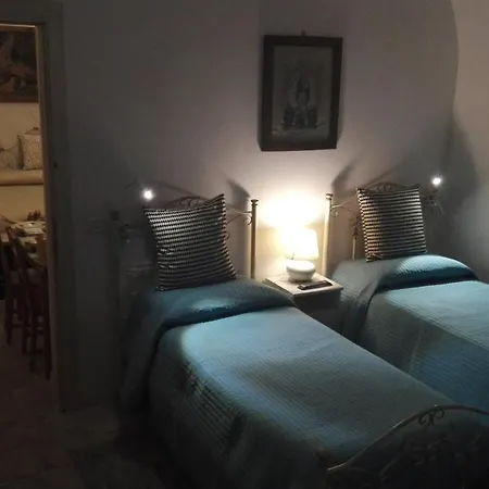 לינה וארוחת בוקר Longo De Bellis *